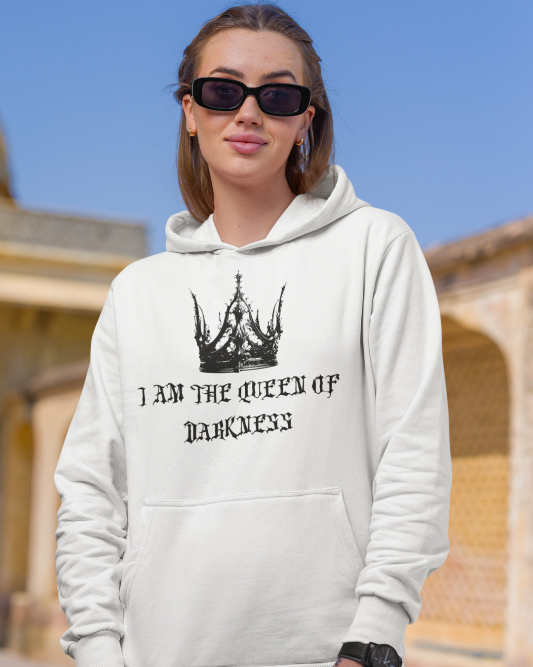 Queen of Darkness Hoodie white