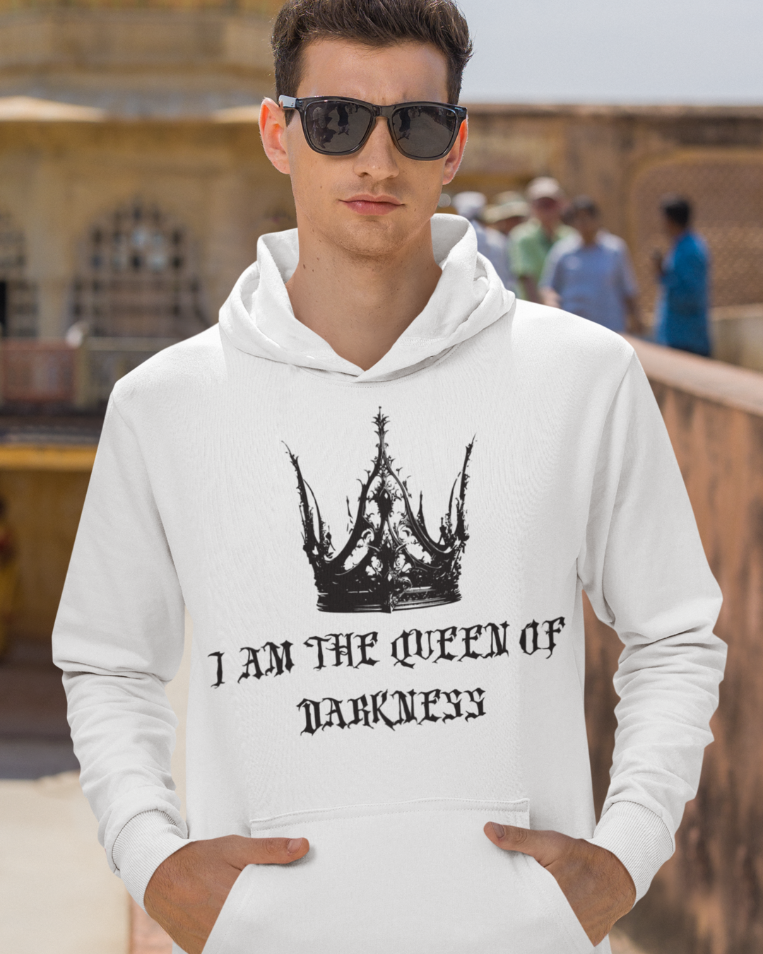 Queen of Darkness Hoodie white